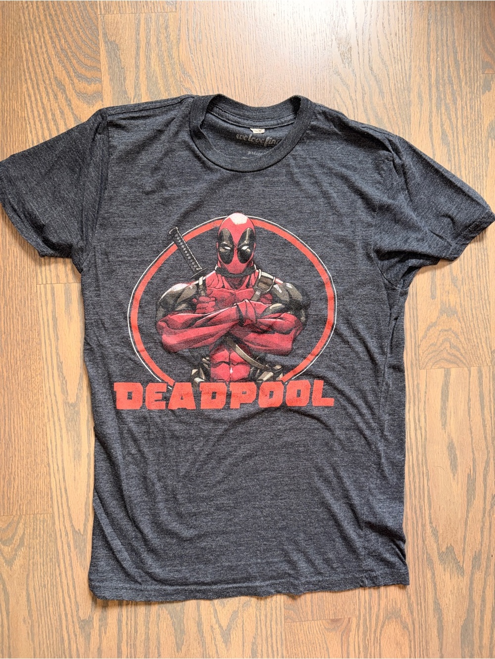 Marvel Deadpool Graphic Tee - Black & Red